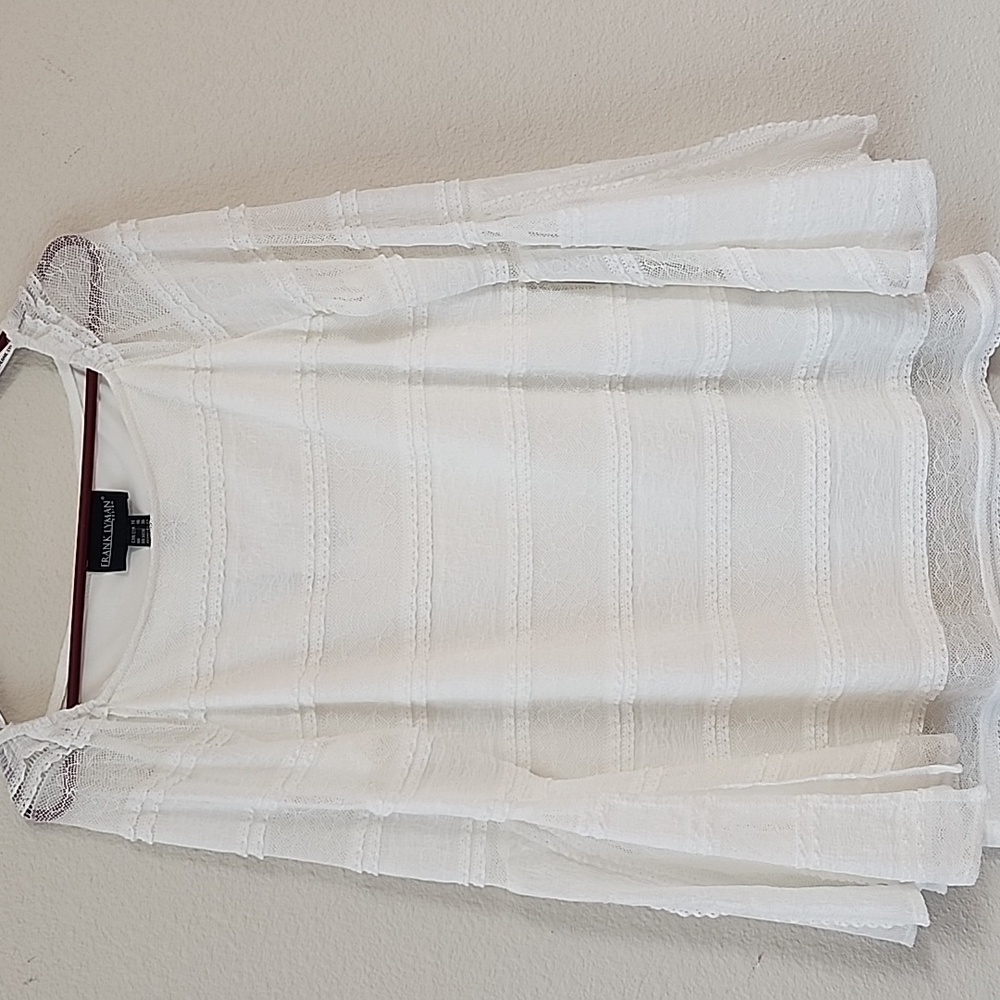 NWT Lace blouse